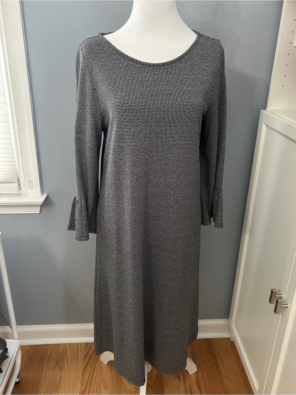 J. Jill Wearever Collection Dress Small Houndstooth Black White Bell Sleeve NWT